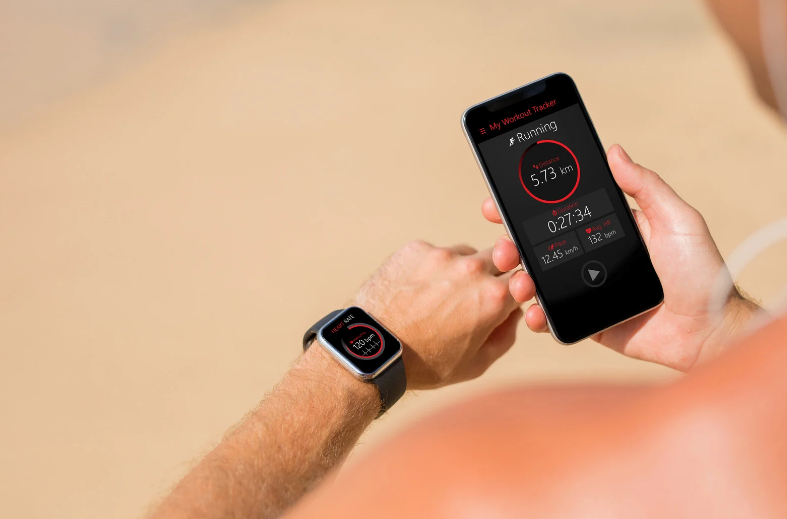 Wearable Health Device ที่ไม่ใช่แค่เครื่องมือ แต่กลายเป็นแฟชั่น เช่น นาฬิกาอัจฉริยะที่เตือนโรคหัวใจล่วงหน้า